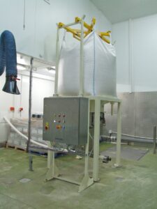 Bulk bag unloader