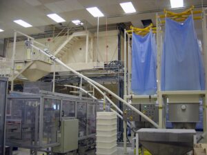 Bulk bag unloader