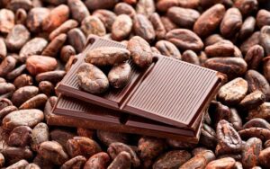 Conveying chocolate an cocoa beans