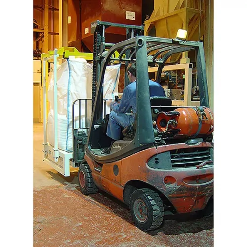 T5-Bulk-Bag-Entlader-Schritt-3-Gabelstapler-bewegt-den-oberen-Rahmen-des-Bulk-Bag-Entladers-IDX